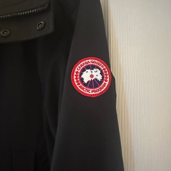 Men's Black Hooded Jacket - Picture 3 of 10